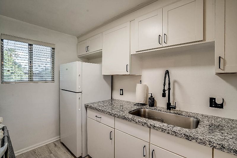 Furnished Finder property 536299_1 photo 11