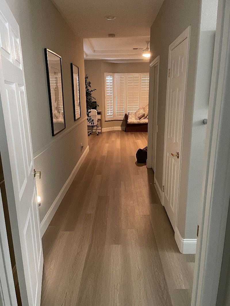 HALLWAY TO MASTER BEDROOM