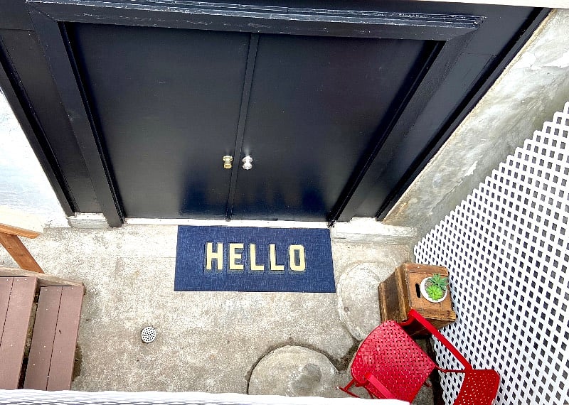 Private entrance.