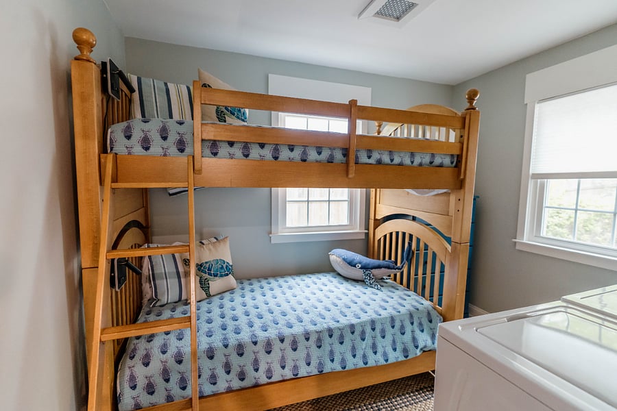 Bedroom 3 & Laundry Room