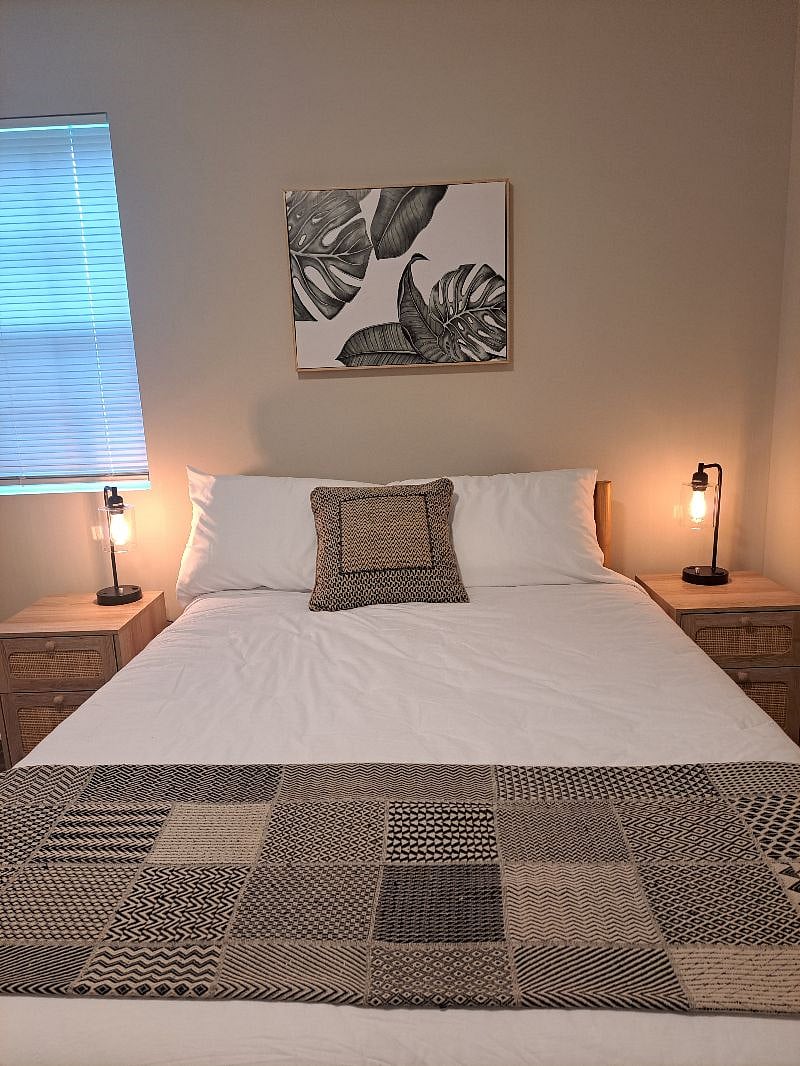 Full Bed