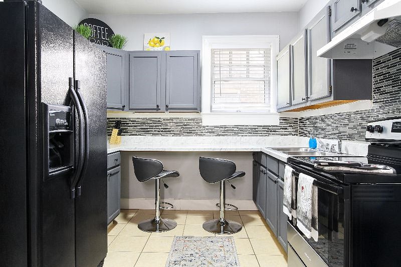 Fully equipped kitchen essential appliances to whip yummy home-cooked dishes