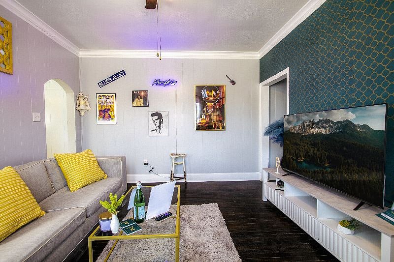 Bright and cozy living room for your relaxation 