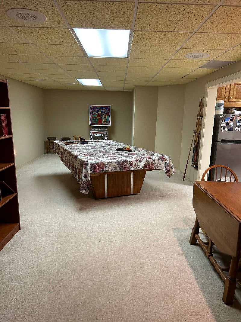 Pool table is available in the suite. 