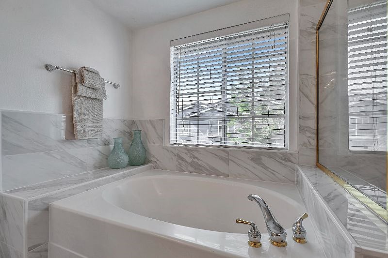Furnished Finder property 536775_1 photo 16
