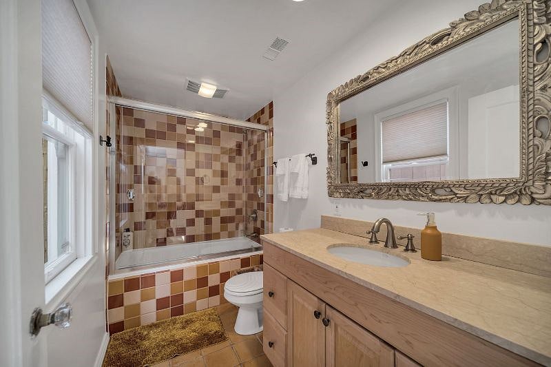 Furnished Finder property 536825_1 photo 20