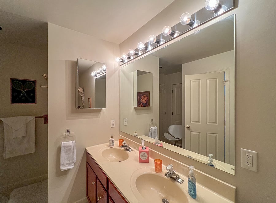 Furnished Finder property 536846_1 photo 17