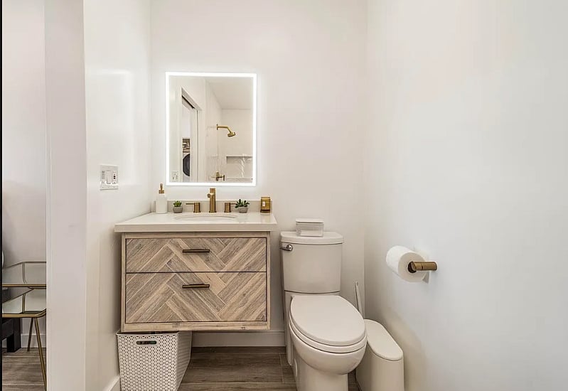 Master Bath (1)