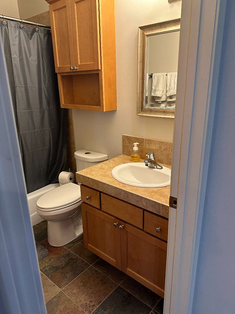 Furnished Finder property 537073_1 photo 12