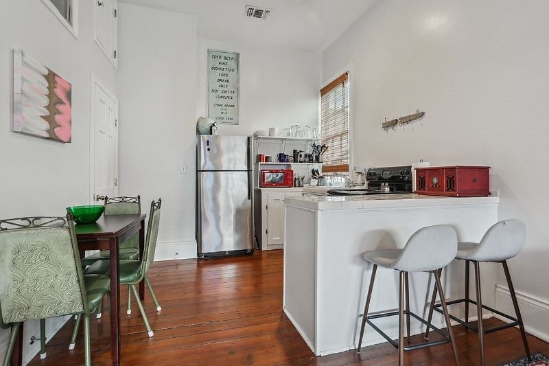 Furnished Finder property 537077_1 photo 3