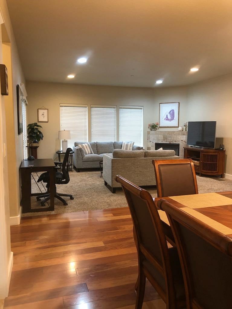 Furnished Finder property 537149_1 photo 4