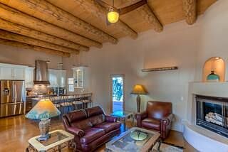 Furnished Finder property 537167_1 photo 3