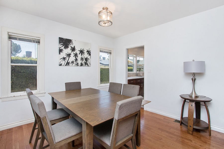 Dining table for 6+ people.