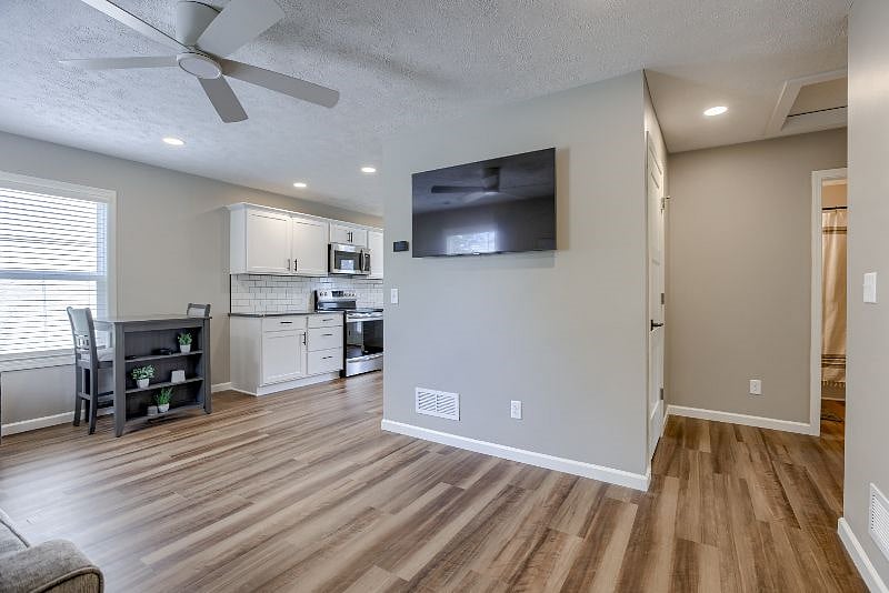 Furnished Finder property 537194_1 photo 8