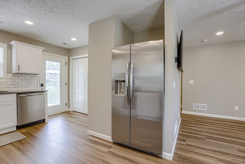 Furnished Finder property 537194_1 photo 12