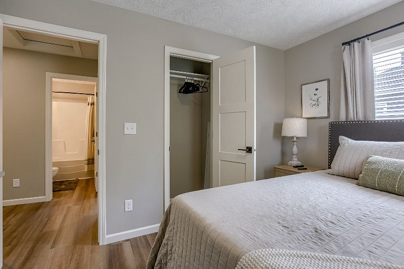 Furnished Finder property 537194_1 photo 18