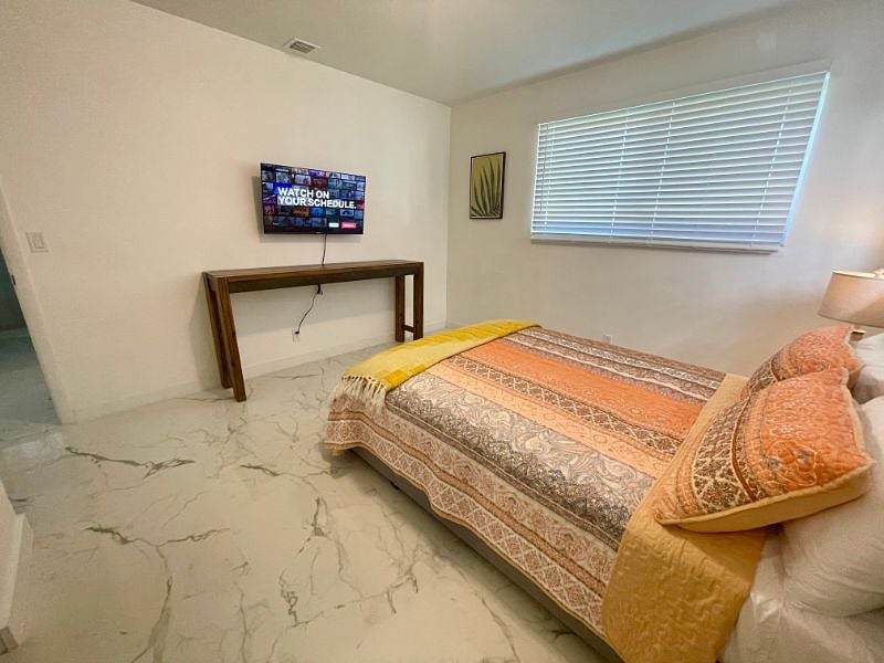 Furnished Finder property 537199_1 photo 10