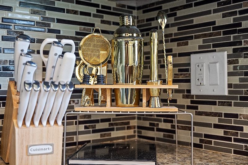 Mix up a drink! Cook up some grub! Enjoy kitchen amenities provided for your stay!