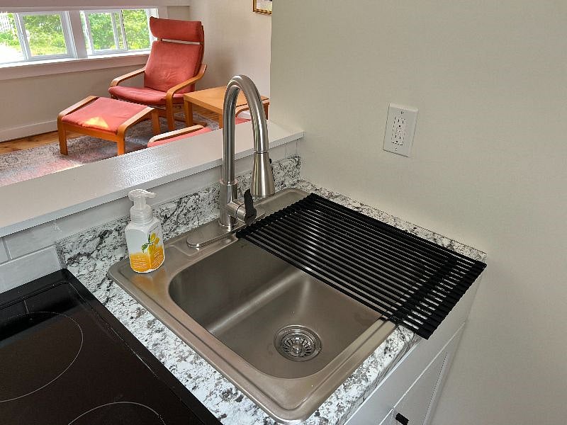 10 inch deep SS sink