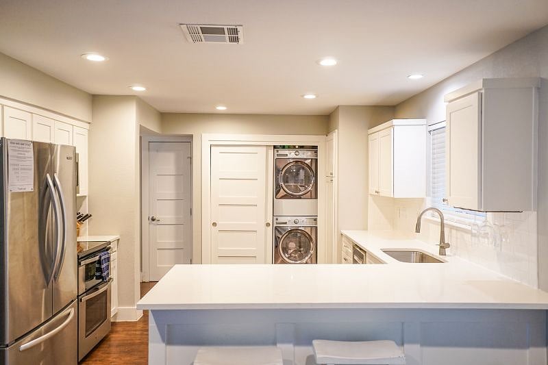 Furnished Finder property 537331_1 photo 4
