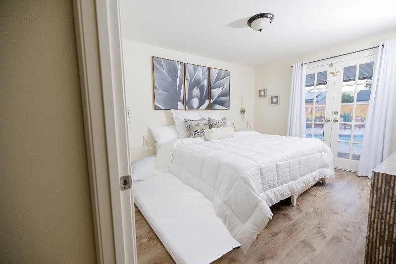 Furnished Finder property 537354_1 photo 16