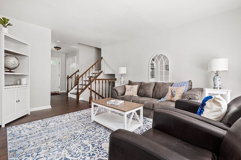 Common Area Living Room