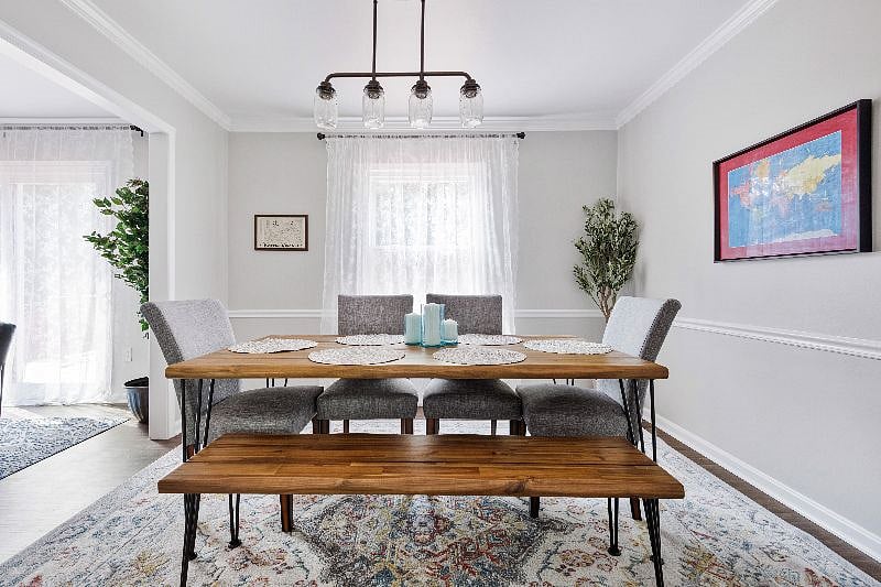 Common Area Dining Room