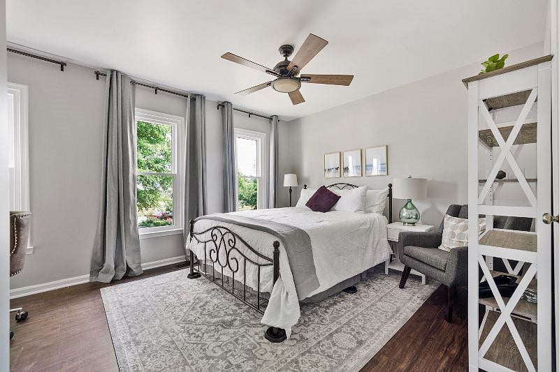 Relax With Natural Light