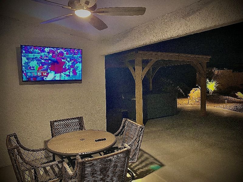 Outdoor TV, Grill, Sitting Area