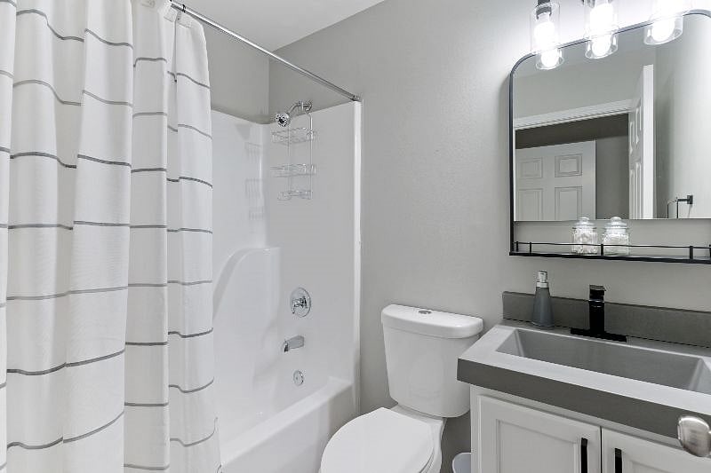 Furnished Finder property 537452_4 photo 17