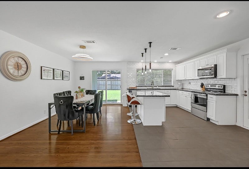 Furnished Finder property 537537_1 photo 4