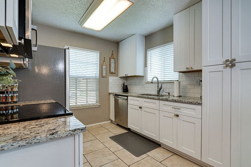 Furnished Finder property 537556_1 photo 4