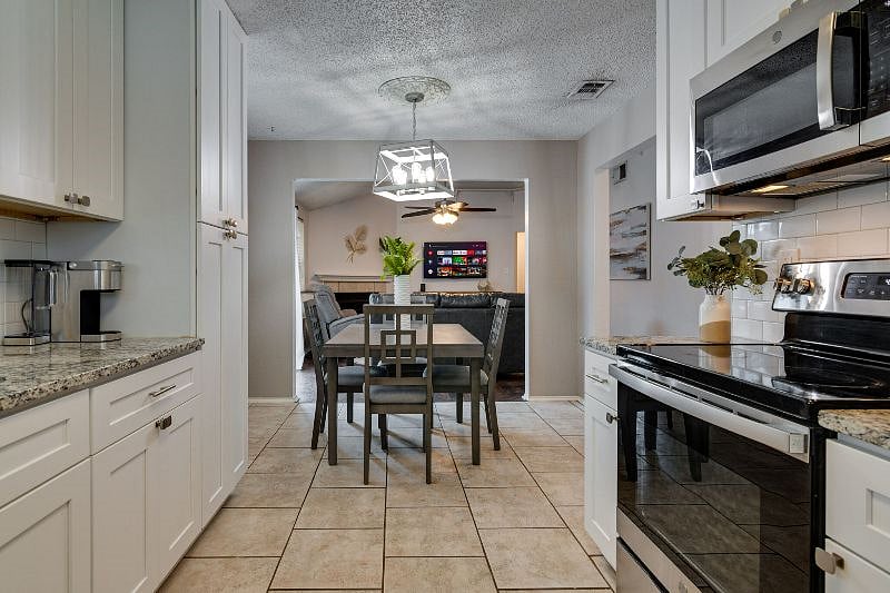 Furnished Finder property 537556_1 photo 6