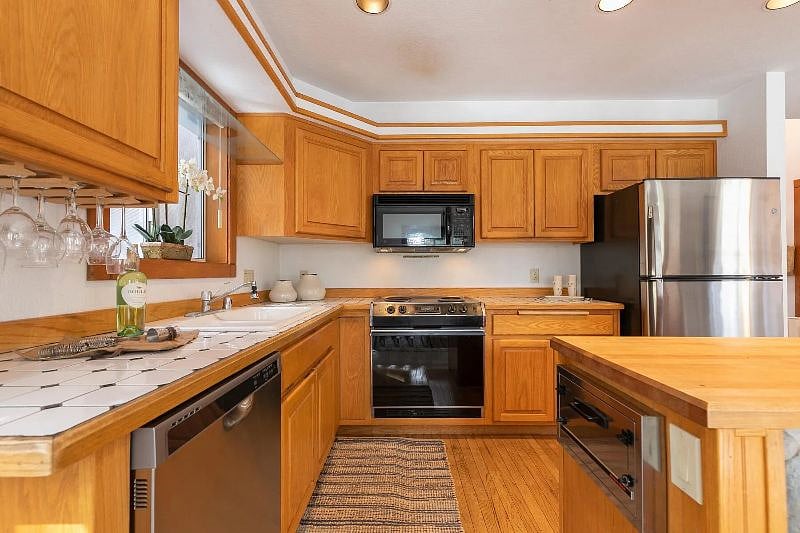 Furnished Finder property 537590_1 photo 2