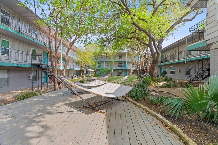 Furnished Finder property 537612_1 photo 26
