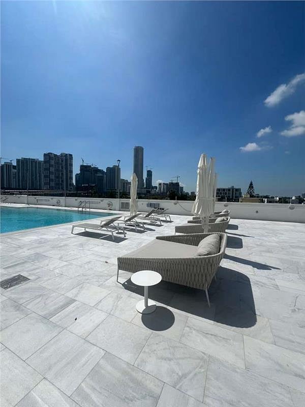 Furnished Finder property 537613_1 photo 45
