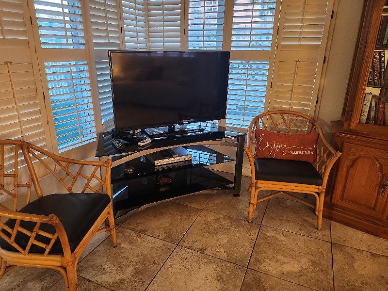 Furnished Finder property 537618_1 photo 3
