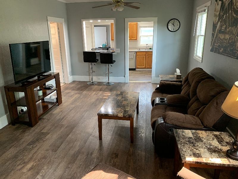 Furnished Finder property 537655_1 photo 1