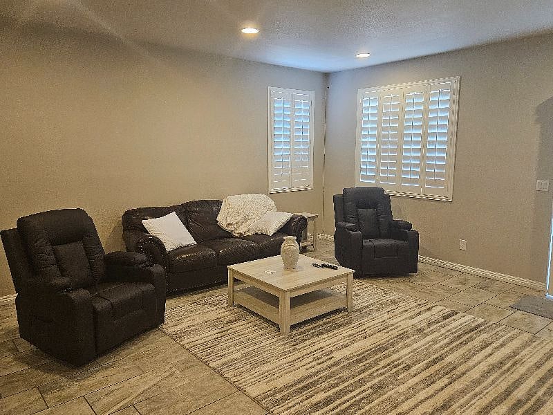 Furnished Finder property 537674_1 photo 4