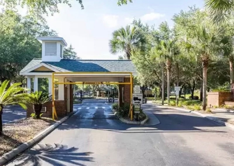Furnished Finder property 537824_1 photo 12
