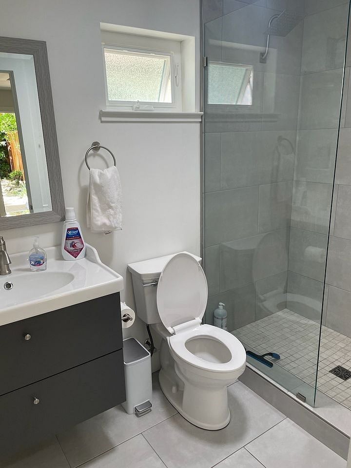 Furnished Finder property 537902_1 photo 7