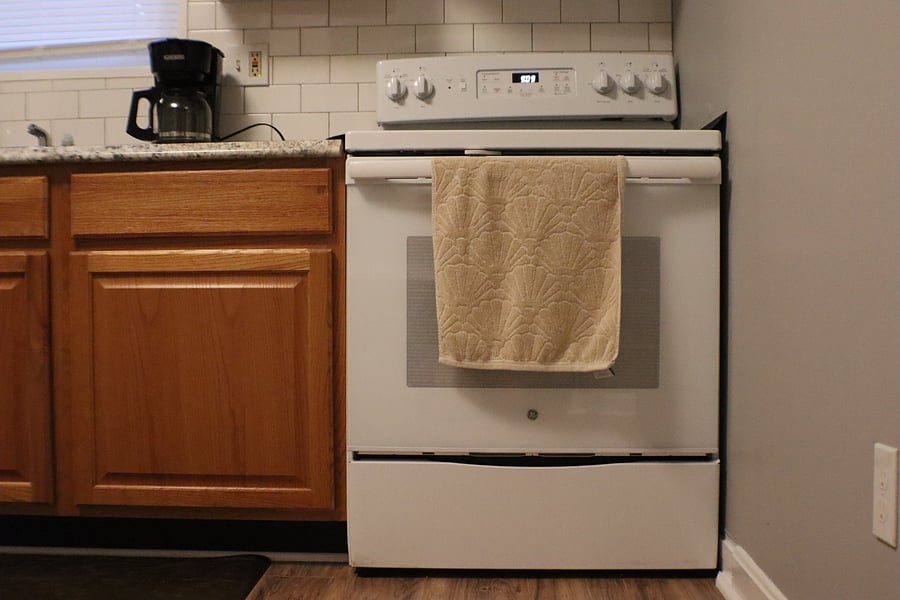 Kitchen / Oven