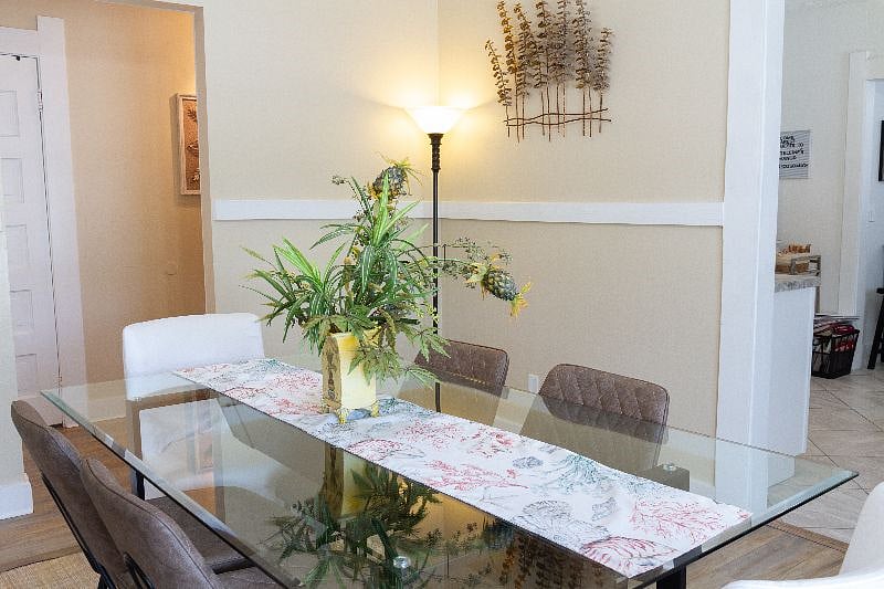 Furnished Finder property 537940_1 photo 12
