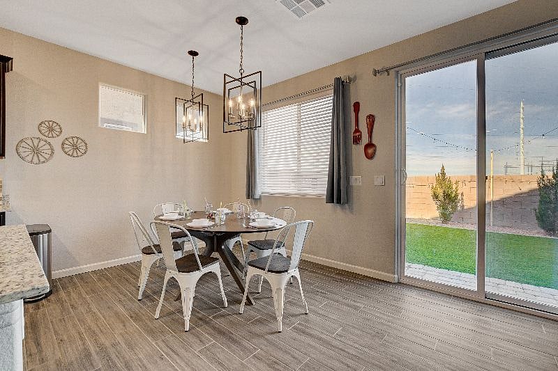 Furnished Finder property 538013_1 photo 6