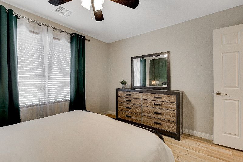 Furnished Finder property 538013_1 photo 28