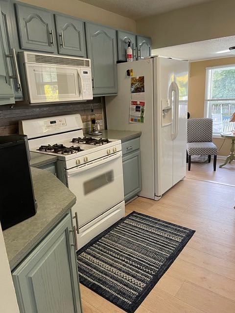 Furnished Finder property 538015_1 photo 7