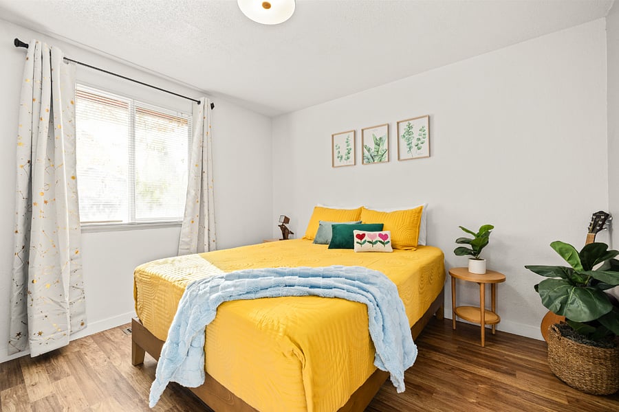 Queen bed