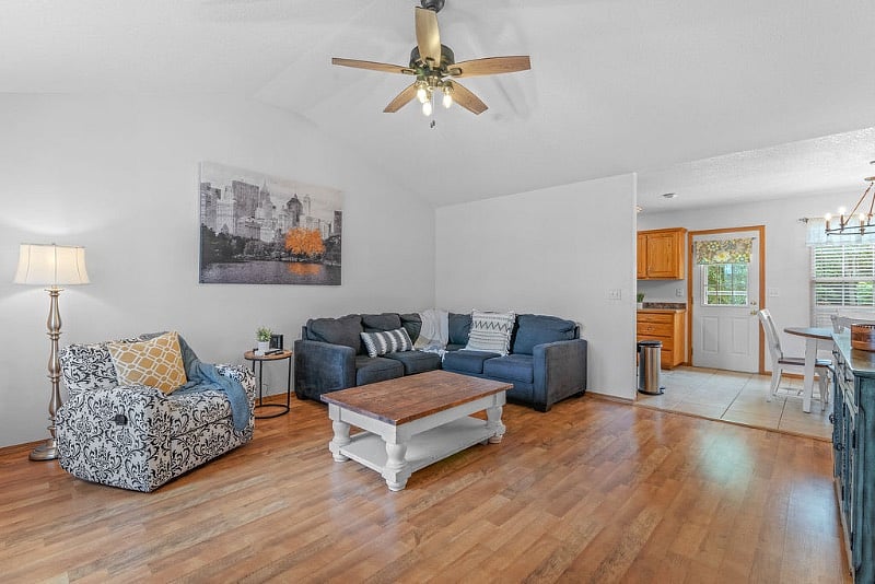 Furnished Finder property 538146_1 photo 9