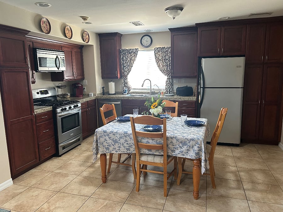 Furnished Finder property 538166_1 photo 8