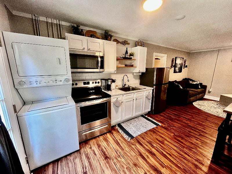Furnished Finder property 538211_1 photo 3